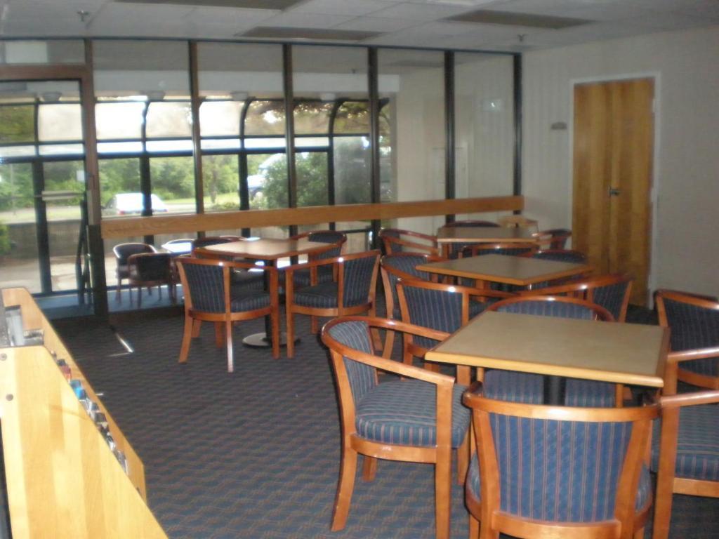 Holiday Inn Express Milford By Ihg Esterno foto
